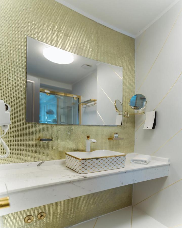 אולסינץ' Hotel Maris מראה חיצוני תמונה